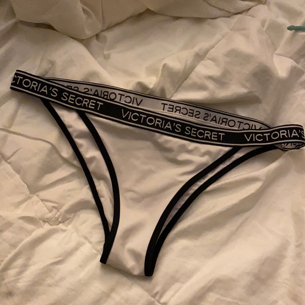 Victoria’s Secret White Bikini Bottoms Cheeky